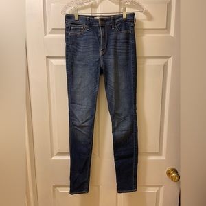 Hollister 3R High Rise Super Skinny Jeans